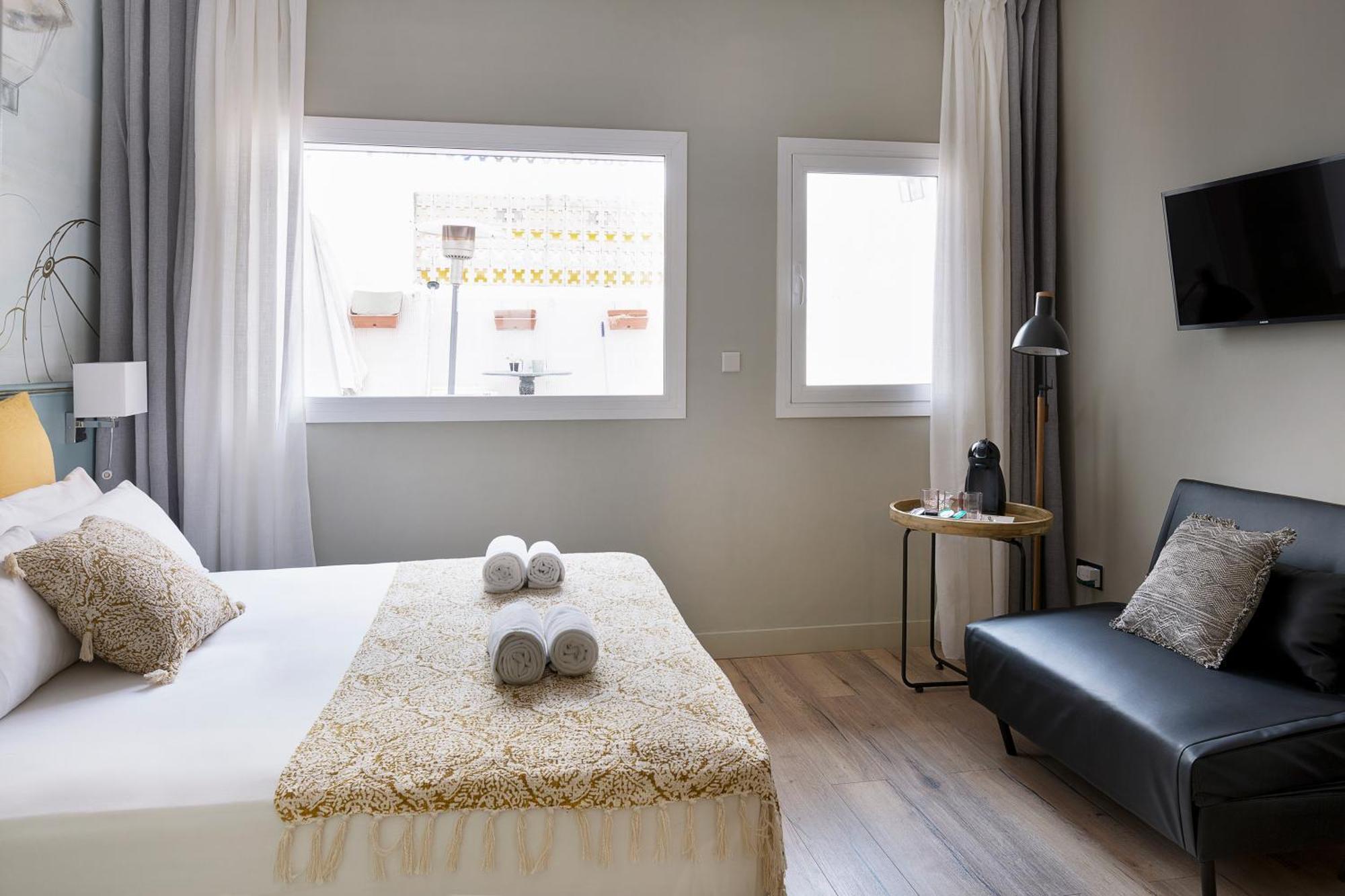 Rainbow Sitges Hotel Luaran gambar