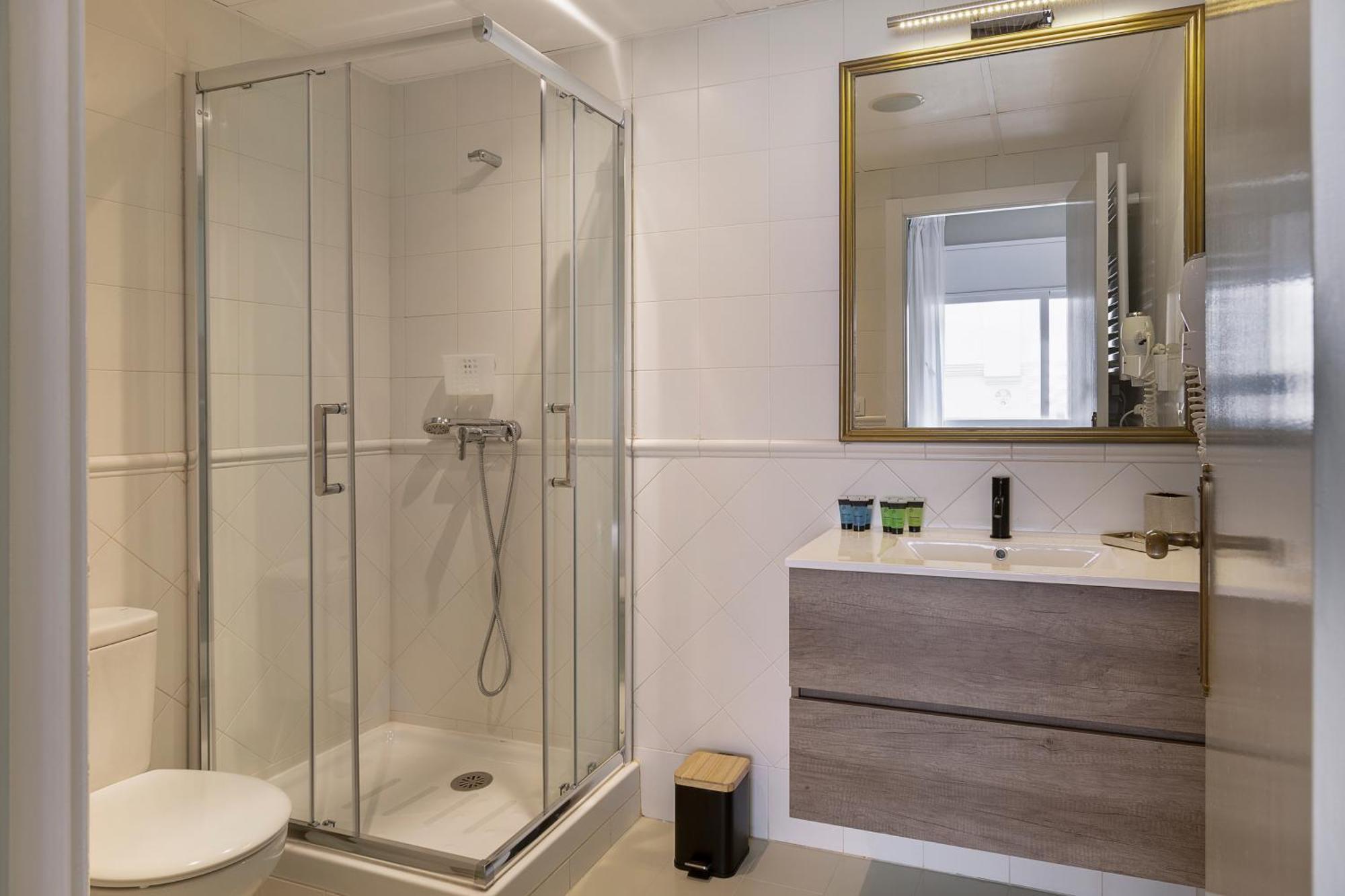 Rainbow Sitges Hotel Luaran gambar